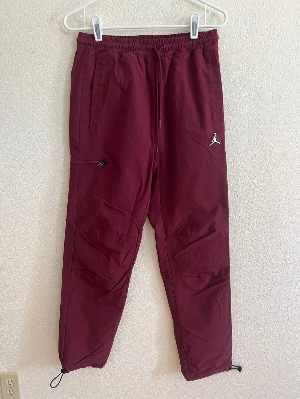 Men’s Jordan Essentials Woven Pants